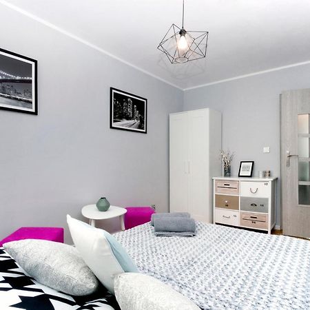 Clicktheflat Hoza Street Apart Rooms Варшава Экстерьер фото