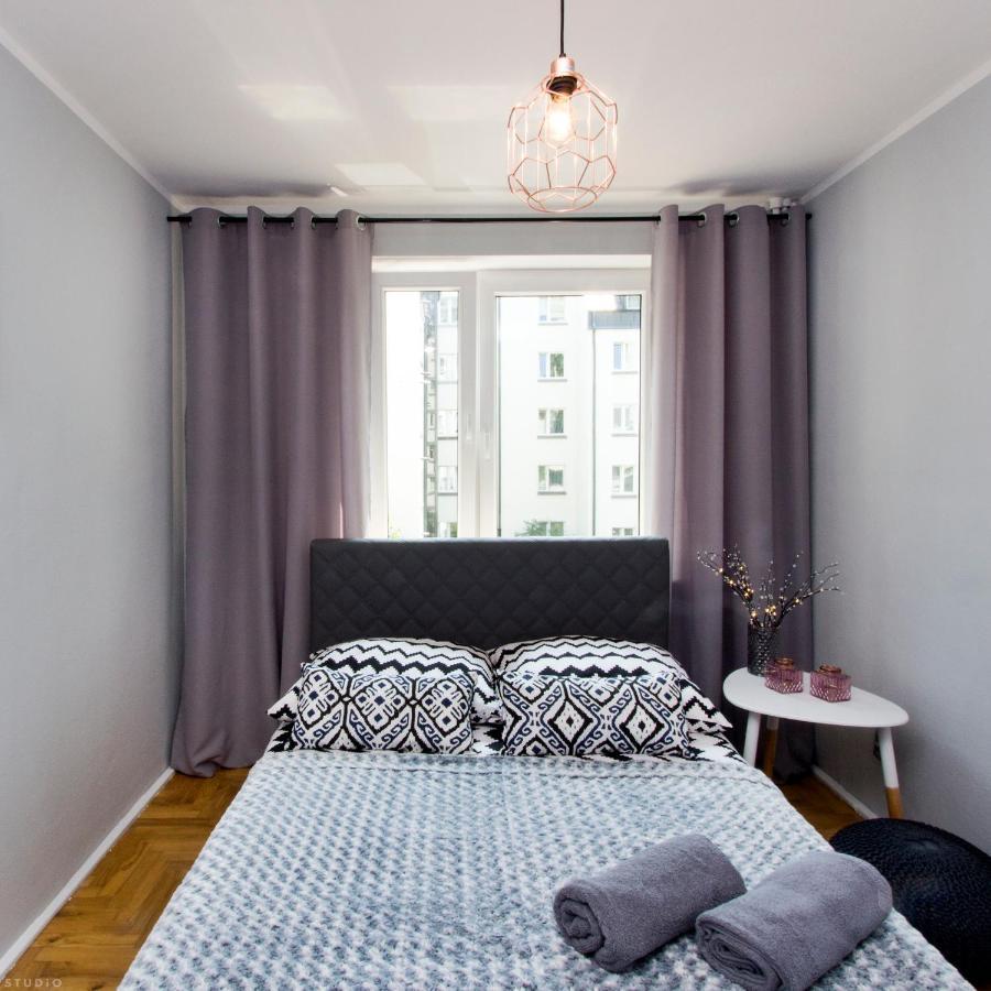 Clicktheflat Hoza Street Apart Rooms Варшава Экстерьер фото